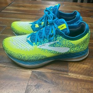 Women's brooks bedlam sneakers